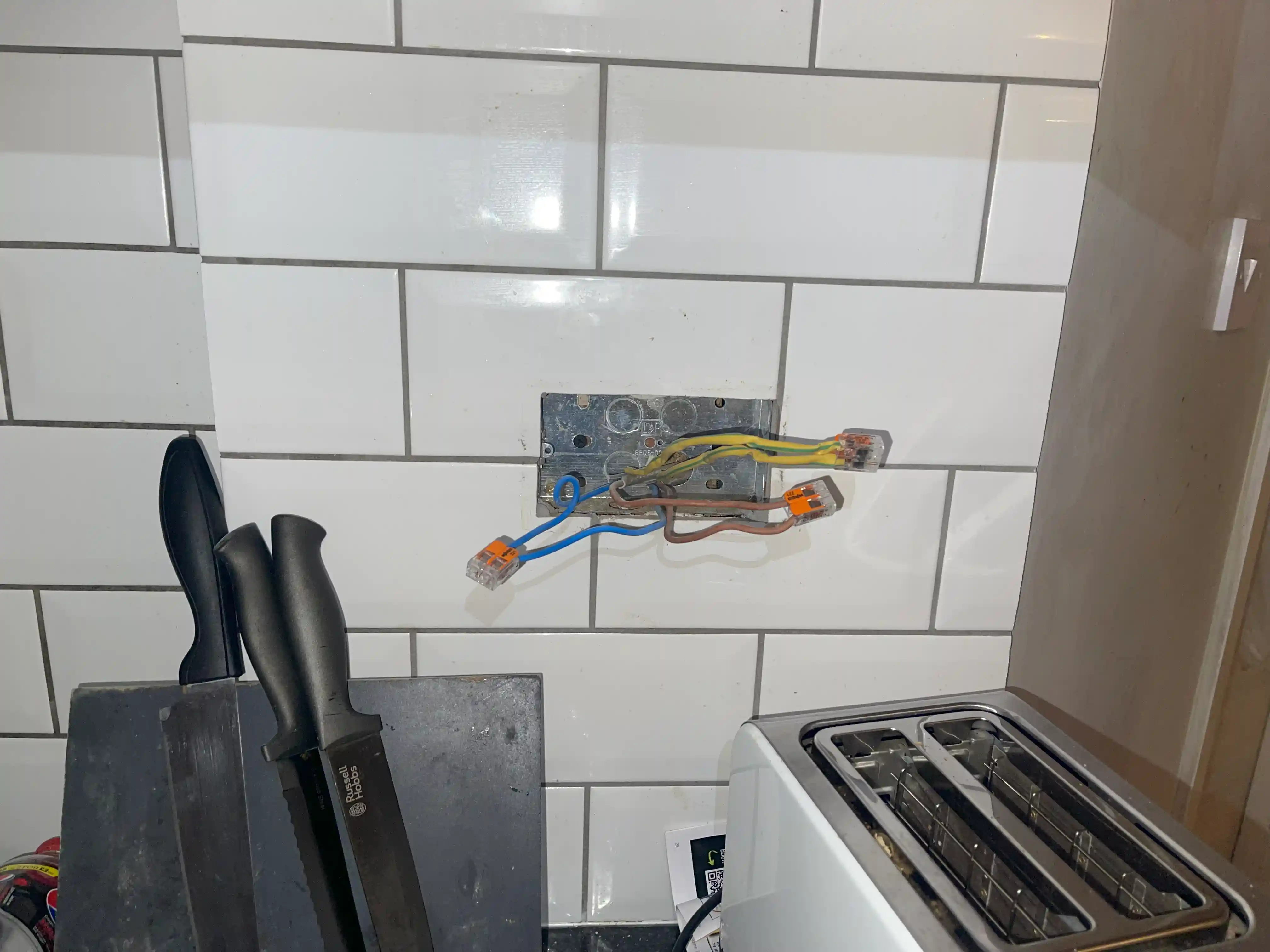 Emergency Electrician Morden